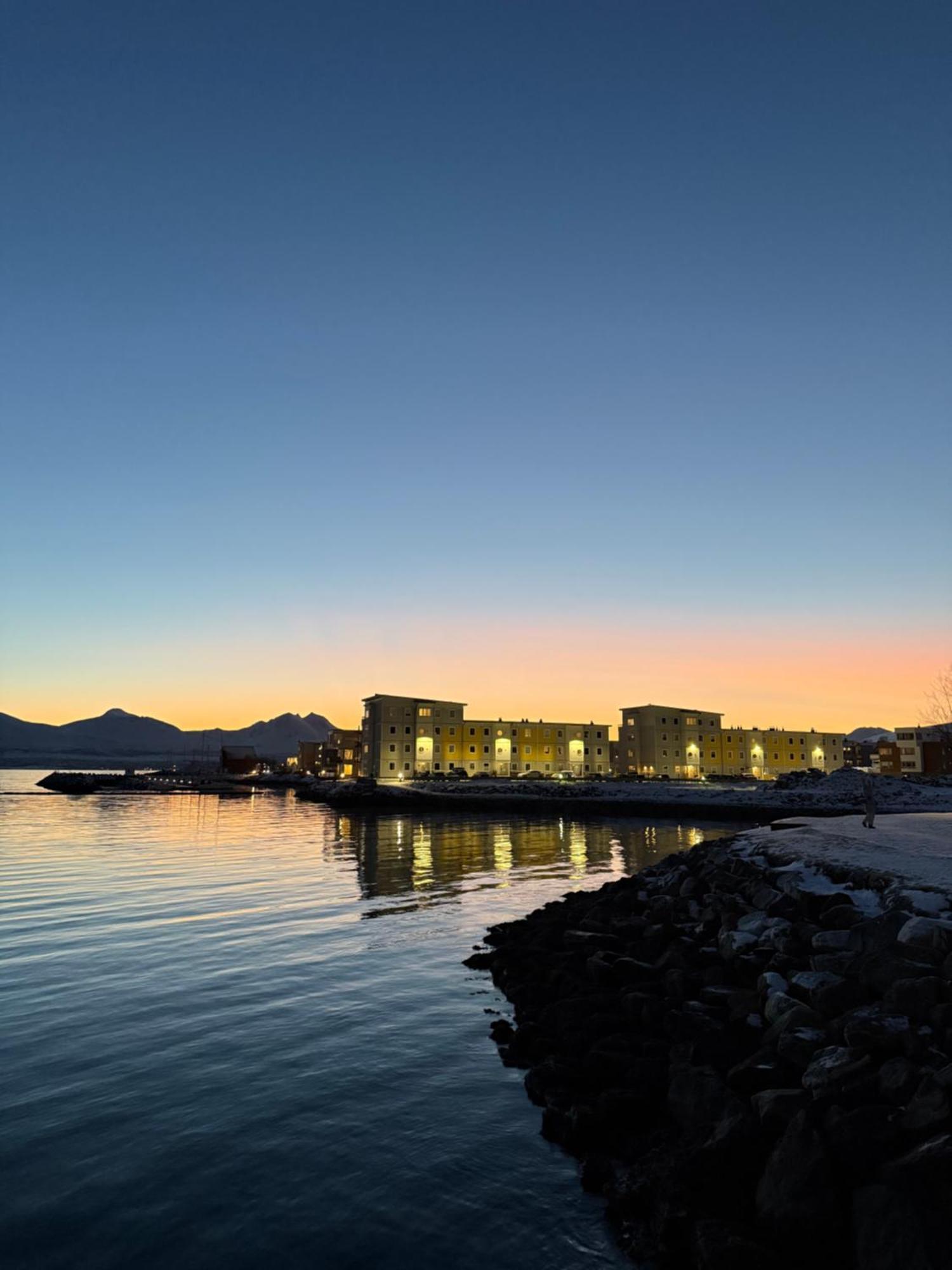 Modern Apartment Nearby City Centrum Tromsø Exterior foto